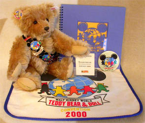 2000 Convention Bear