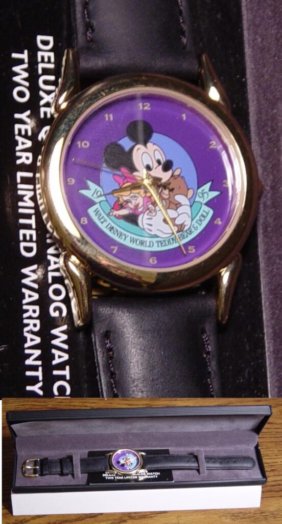 1995 Teddy Bear & Doll Watch