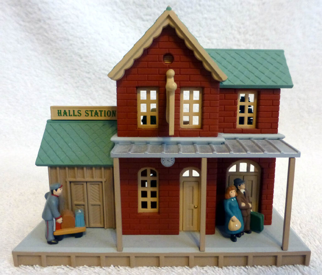 1998 Victorian House – 15th Anniversary Halls Station