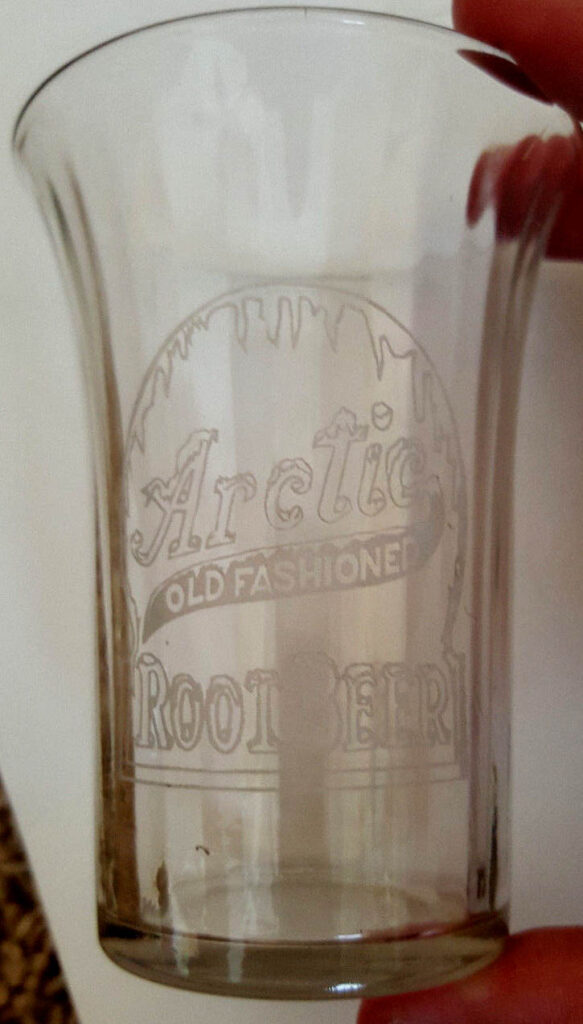 Artic Old Fashioned Root Beer