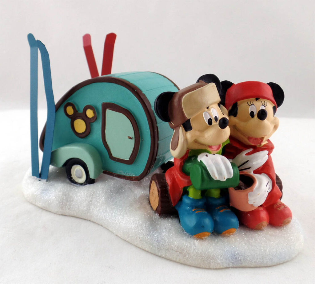 Dept 56 – Mickey And Minnie Go Camping