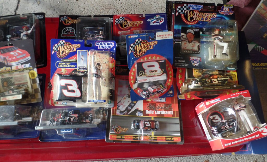 Nascar 28